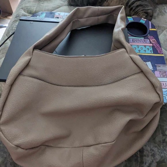 Pocket Book - Picture 2 of 3